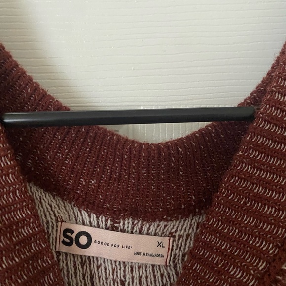 Sweater. - Picture 2 of 2